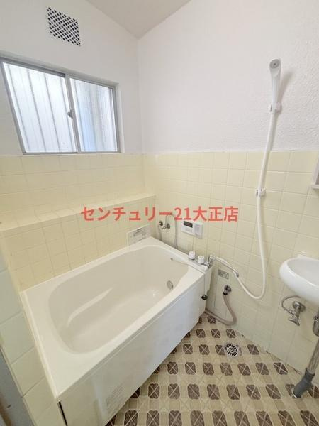 大阪市港区市岡元町２丁目の賃貸マンションの浴室
