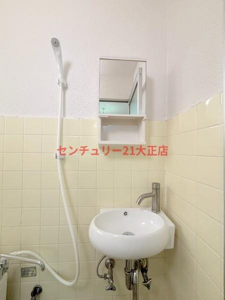 大阪市港区市岡元町２丁目の賃貸マンションの洗面所