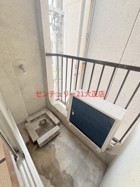 大阪市港区市岡元町２丁目の賃貸マンションのバルコニー