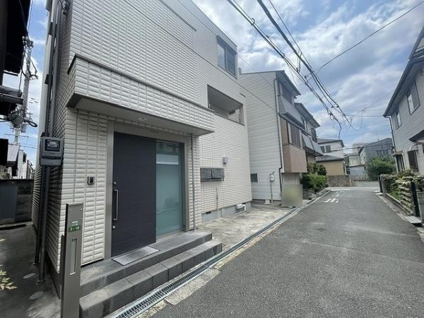 【前面道路含む現地写真】 | 大阪市城東区鴫野東3丁目　中古戸建