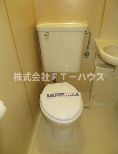 日神パレステージ市川のトイレ