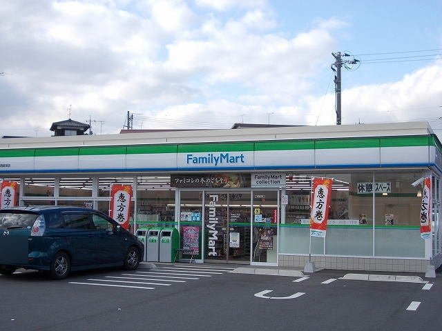 【周辺】 | ヴィラ・ヒルズＣ | ファミリーマート西岐波店まで650m