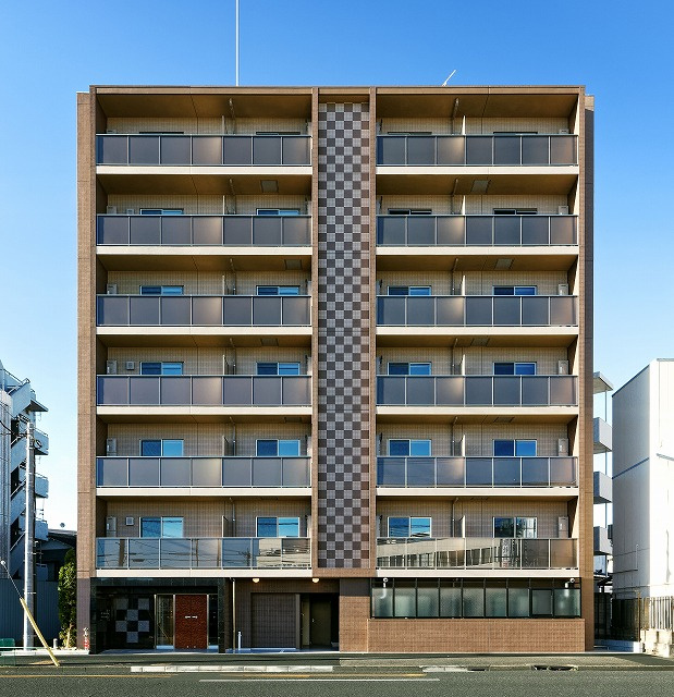 ラフィスタ横浜井土ヶ谷の外観