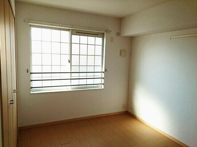 ８　ｃｏｕｒｔ　Ｂの内装