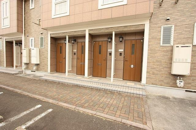 ラフィネ花瀬　四番館のエントランス