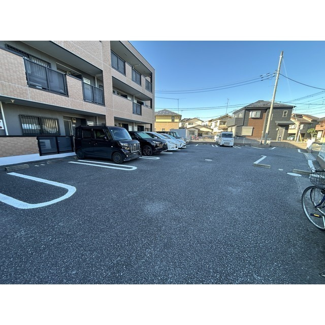 ヴィラモルティの駐車場