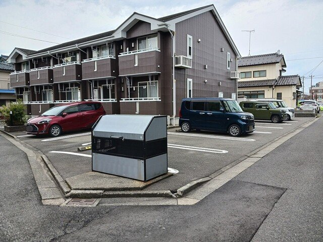 エスポワール．Ｙの駐車場