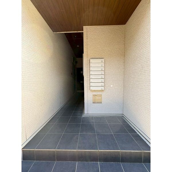 【玄関】 | ヴィラ新福寺
