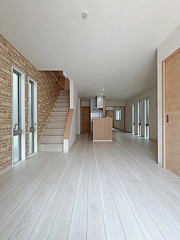 バンクーバー１１２４代万町の居間・リビング