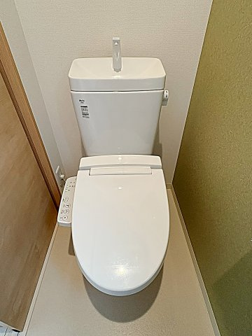 バンクーバー１１２４代万町のトイレ|1Fトイレ