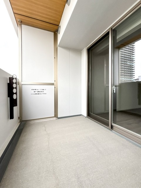 ロイヤルパークス有明のバルコニー|※写真は同タイプ住戸です。