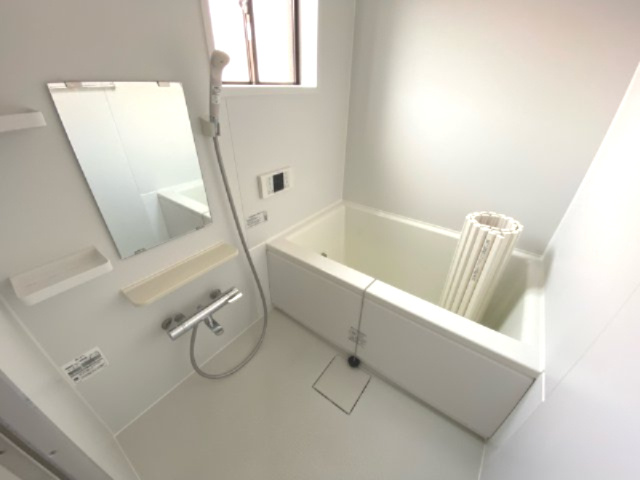 コーポ塚田の浴室|きれいなお風呂です