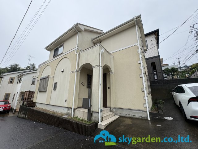 藤沢市白旗４丁目　中古戸建の外観|外はこのようになっています