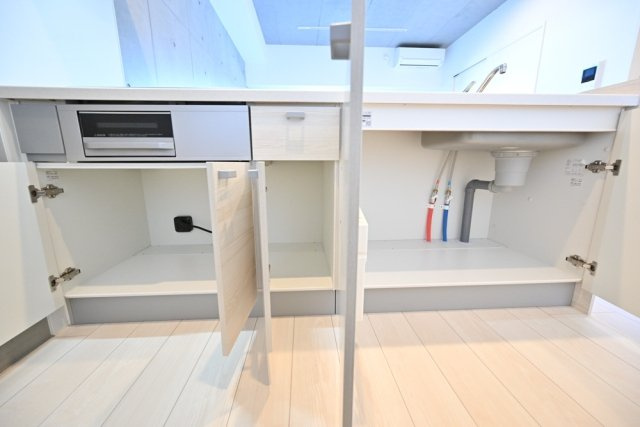 ＲＯＸＩＳ日暮里のキッチン|キッチンです