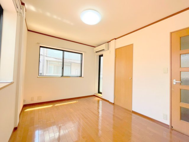 メゾン長嶺の居間・リビング|★キレイなお部屋です★