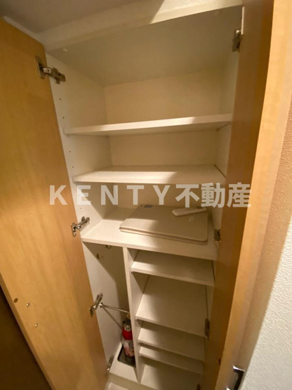 【収納】 | クロスレジデンス蒲田 | ちょっとした収納スペースも充実しています