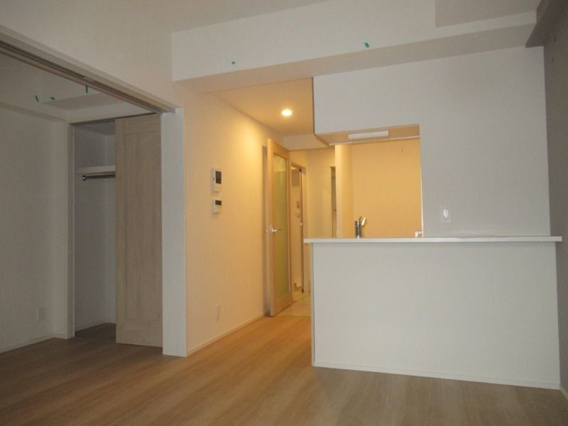 Yokohama Shigyo B.L.Dの内装