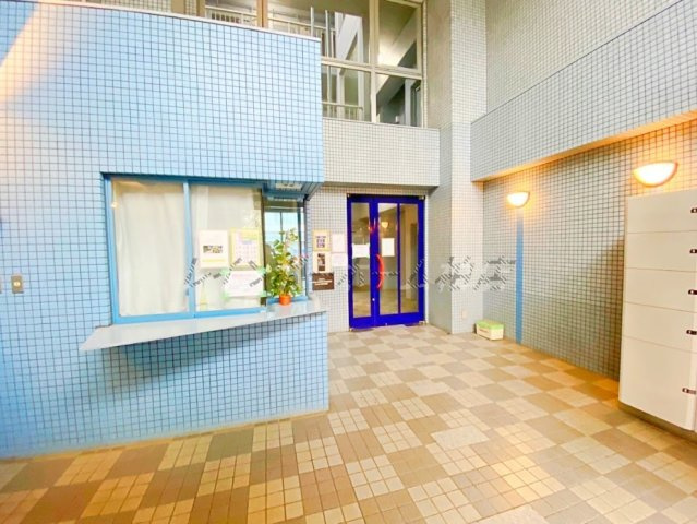 特典：仲介手数料が無料です!!のロビー