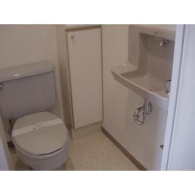パーク・ハイム用賀南のトイレ|※写真は同タイプ住戸です。
