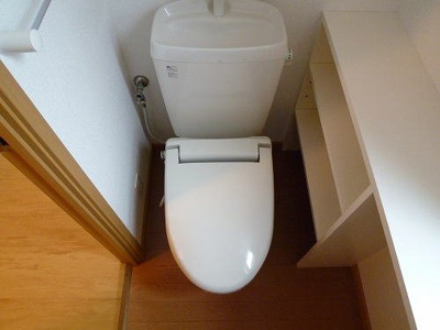 【トイレ】 | レーヴフロンスＡ | 落ち着いた色調のトイレです