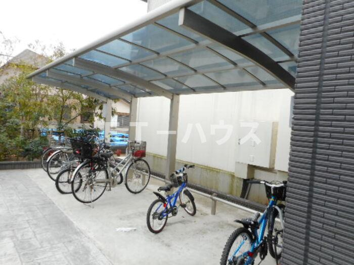 テラス東菅野の設備|駐輪場
