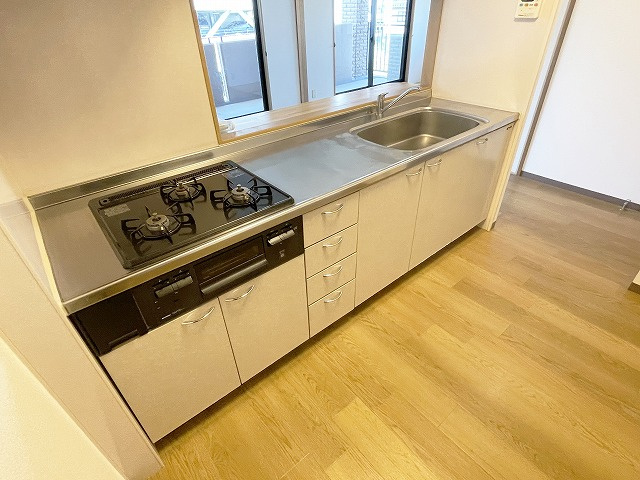 【キッチン】 | カーサフェリーチェ淡海 | お料理しやすいキッチンです