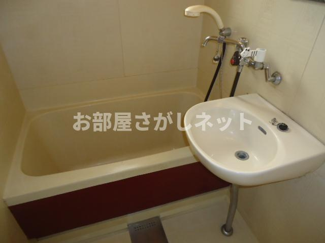 チコハウスの洗面所