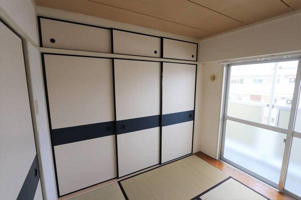 ビレッジハウス則松1号棟の収納|ビレッジハウスの同一物件・同一タイプの間取りの写真です