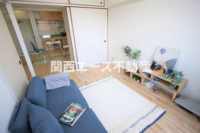 【居間・リビング】 | ビレッジハウス泉北栂タワー | 家具はつきません