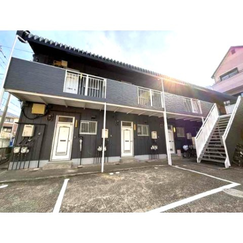 千葉市中央区大巌寺町のアパートの外観