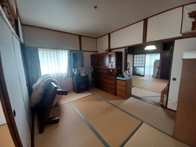 宇土市立岡町の中古一戸建の和室|６帖
