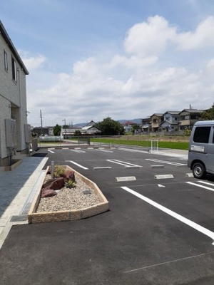 【駐車場】 | プラム・アネックス | 駐車スペースもあります