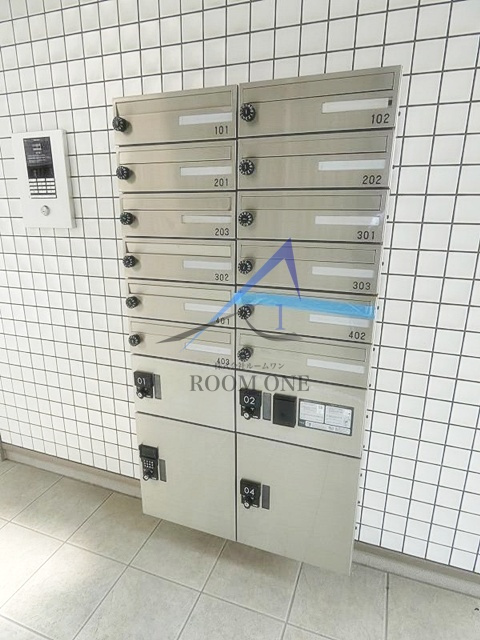 ラシーネ武蔵小山のその他共用部分|集合ポストです。