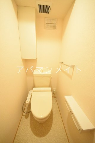 【トイレ】 | ロイヤルクレストⅢ | ウォシュレット付き！
