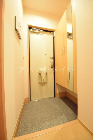 【玄関】 | ロイヤルクレストⅢ | 落ち着いた玄関です