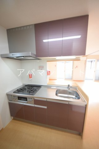 【キッチン】 | ロイヤルクレストⅢ | ガスコンロ3口付き！