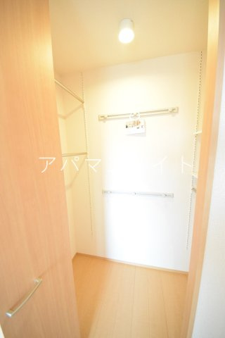 【収納】 | ロイヤルクレストⅢ | 十分な収納スペースがあります