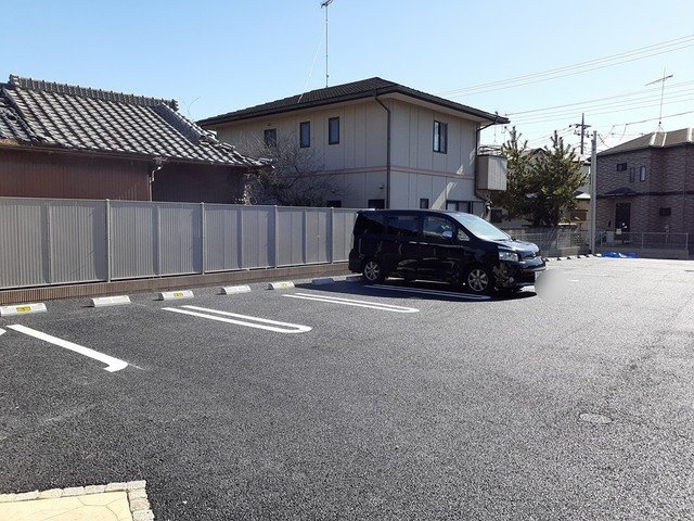 【駐車場】 | ヴィラージュ・キナ