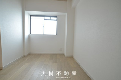 【洋室】 | ダイアパレス海老名　11階　3LDKリフォーム済み【仲介手数料無料】 | 洋室3（4.6帖）