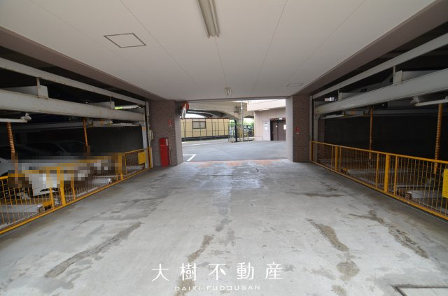 【駐車場】 | ダイアパレス海老名　11階　3LDKリフォーム済み【仲介手数料無料】