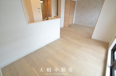 【居間・リビング】 | ダイアパレス海老名　11階　3LDKリフォーム済み【仲介手数料無料】