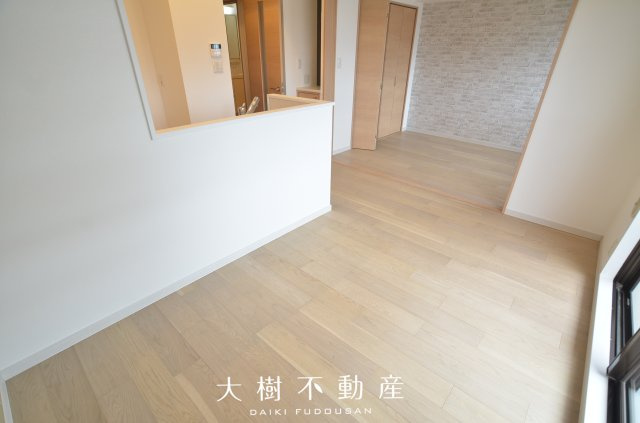 【居間・リビング】 | ダイアパレス海老名　11階　3LDKリフォーム済み【仲介手数料無料】