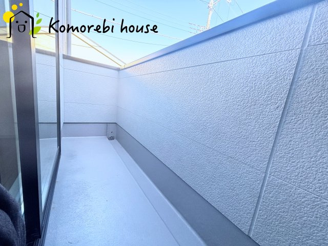 蓮田市緑町　14期　新築一戸建て　リガーレ　01のバルコニー|10/17撮影