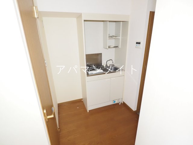 【その他】 | アムールとつか | 冷蔵庫置場になります