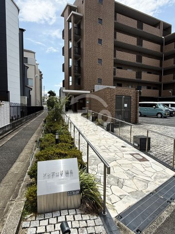 ソレアード鶴見　茨田北小学校区のエントランス|ソレアード鶴見　エントランス