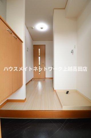 ビビッドＫの玄関|玄関（参考同型108号室室内写真）