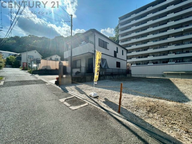 2駅2路線が使える好立地（阪急今津線・宝塚線「宝塚駅」徒歩5分、JR福知山線「宝塚駅」徒歩6分）
