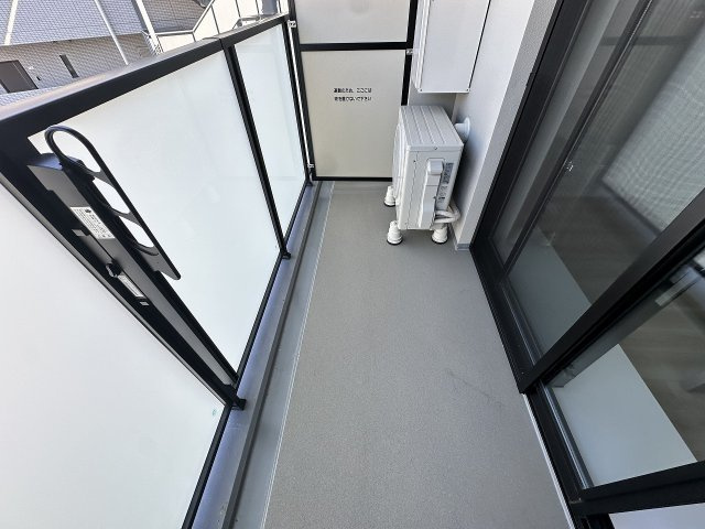 【バルコニー】