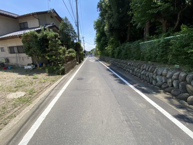 新築　高崎市栗崎町1期　LIGNAGE　１号棟の前面道路含む現地写真|現地写真　西側接道幅員約4.6ｍ
