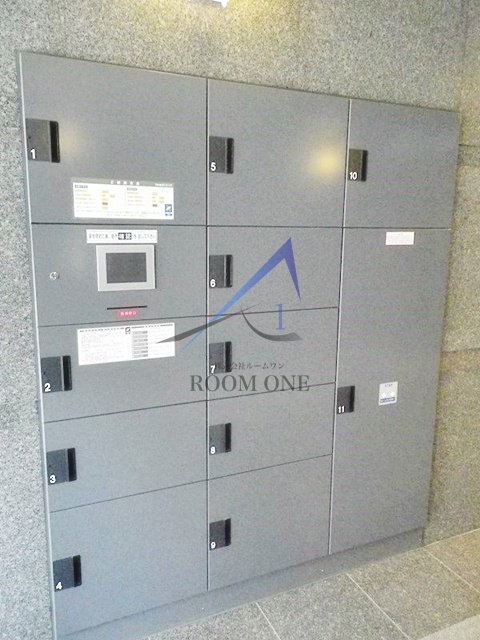 ルーブル神宮前のその他共用部分|宅配ボックスです。